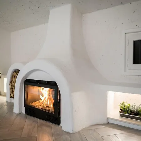 Apartment Rooftop *